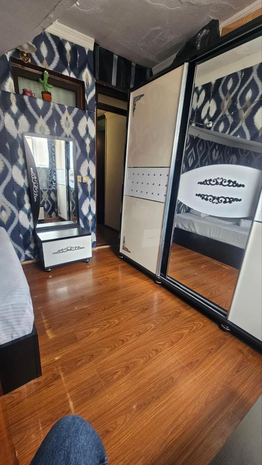 Apartment Zurabi Batumi Room photo